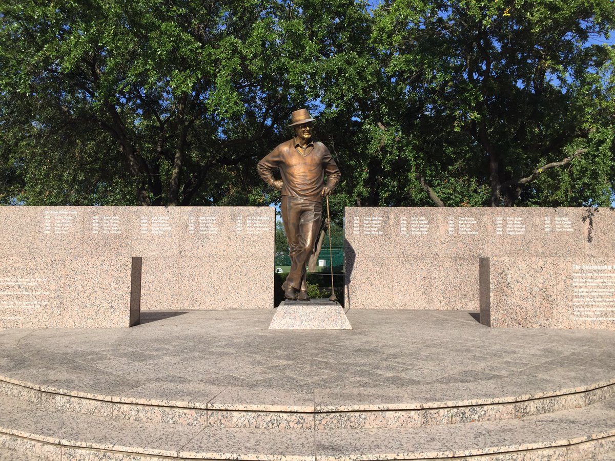 theHealthyGolfr's tweet photo. Today's 1st round of last yr of #ATTByronNelson hosted at @TPCFourSeasons 😔 Wonder if Mr. Nelson's statue will appear at #TrinityForestGC? https://t.co/tutGgE6HrZ