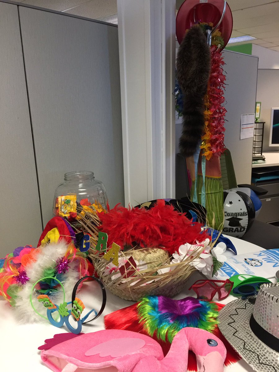 ITJobShadowDay's tweet photo. #BringIT Flip Cup - successful students of computer repair competition rewarded with food, swag, &amp; photo booth fun #ITJobShadowDay 2017 https://t.co/LiMMi9YDBk