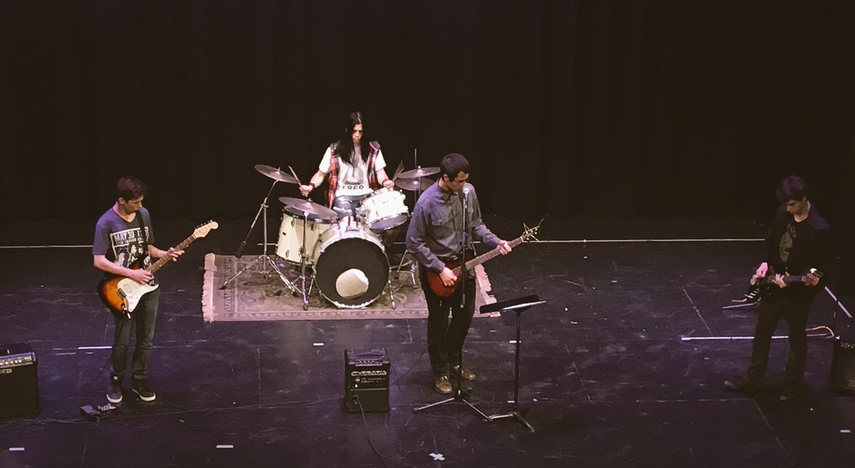 teach_HUME's tweet image. I'm with the band. The Hessdalen Lights rock @KielburgerSS Literary Coffee House 2017! #rockon #needamanager?