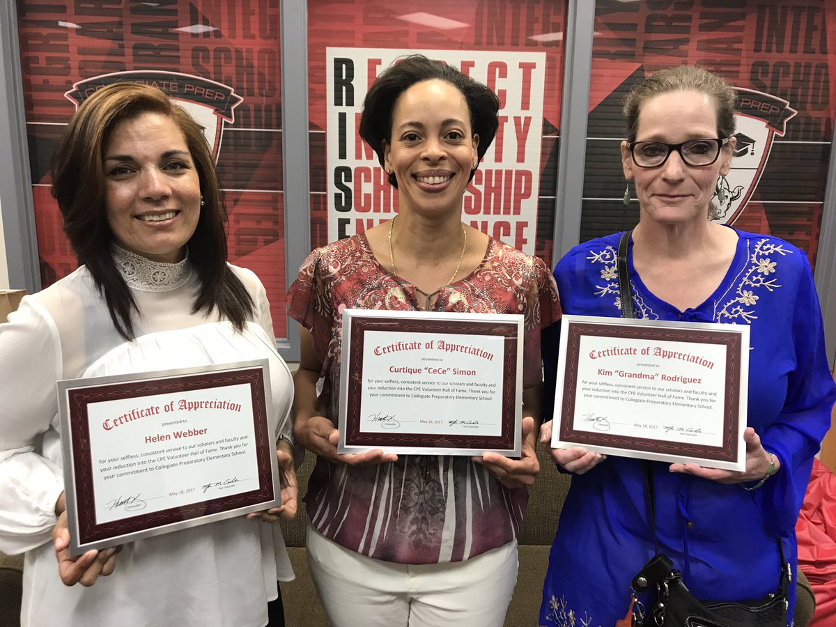 MMcCullum_iLead's tweet photo. Pictured are three of our 2016-2017 CPE Hall of Fame Inductees. @OnlyCurtique @CHISDCP @CHISDFACE1 #parentrecognition https://t.co/2sN3gEWrEB