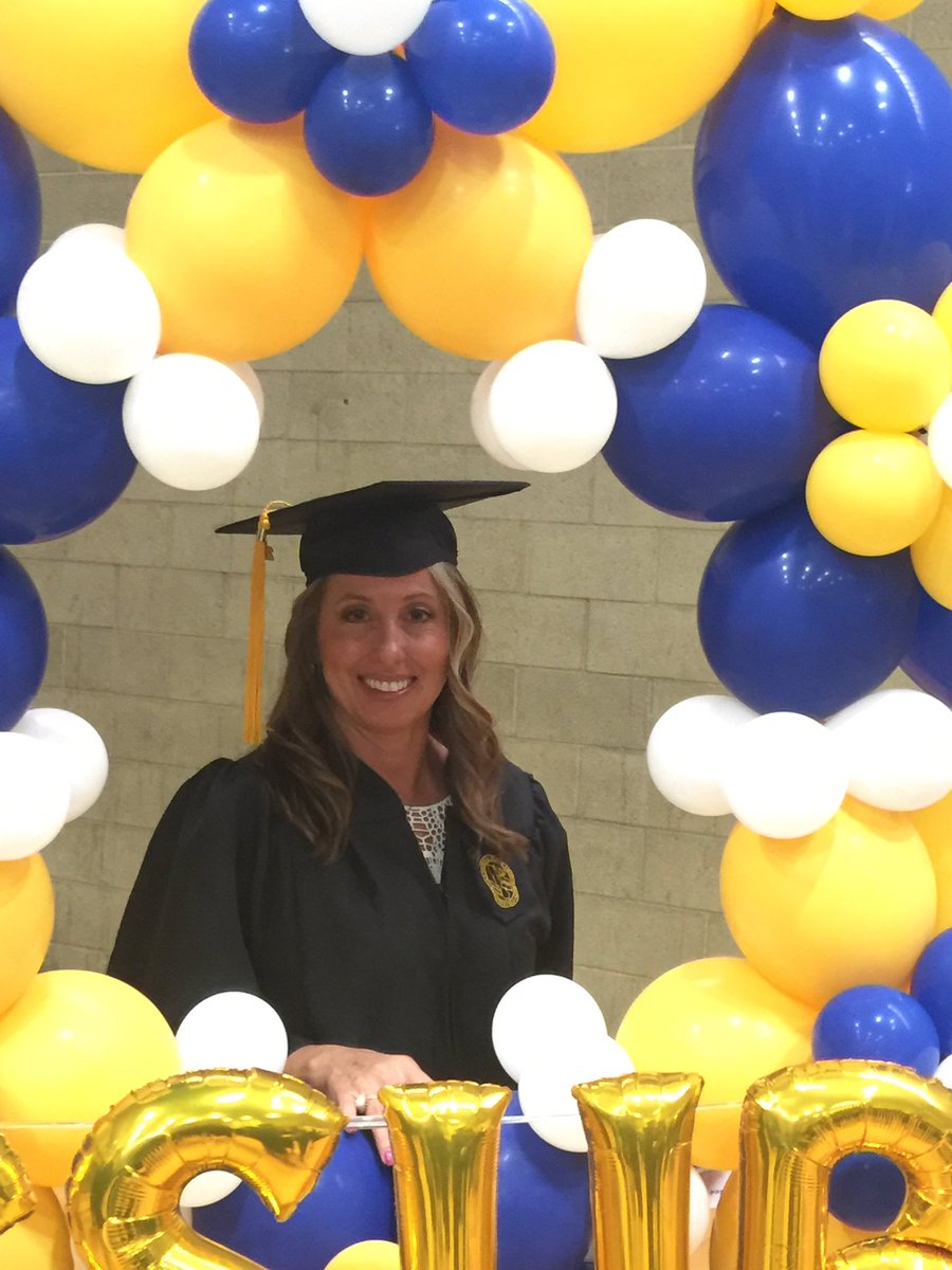 Sicili1Kathleen's tweet photo. Congratulations to Janine Tufts!. We are so proud of you!. We love you! #csubgh2017 https://t.co/lD7Ebk9BNm
