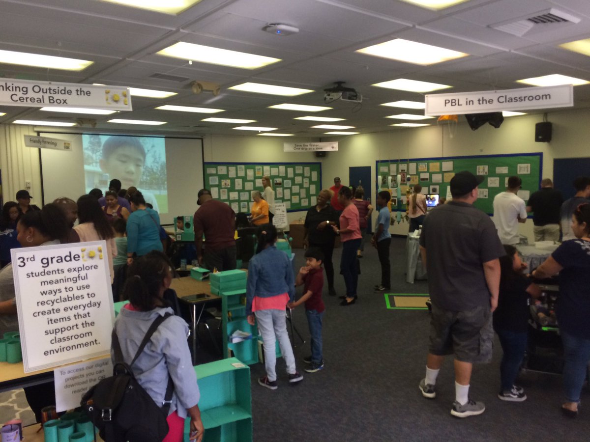 JuarezAcademy's tweet image. The Engineering Showcase...an Open House show stopper! #engineeringforchange #juarezacademy