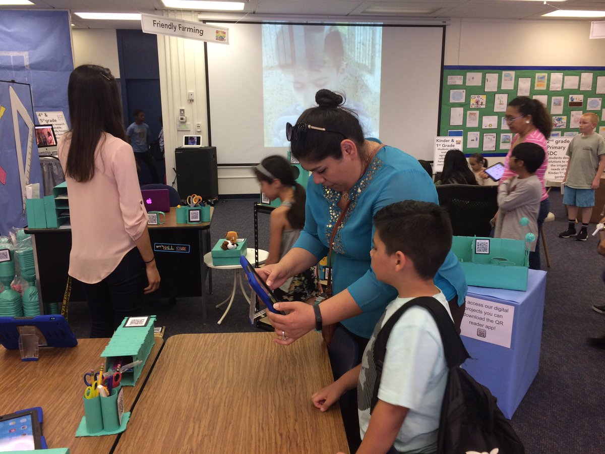 JuarezAcademy's tweet image. The Engineering Showcase...an Open House show stopper! #engineeringforchange #juarezacademy