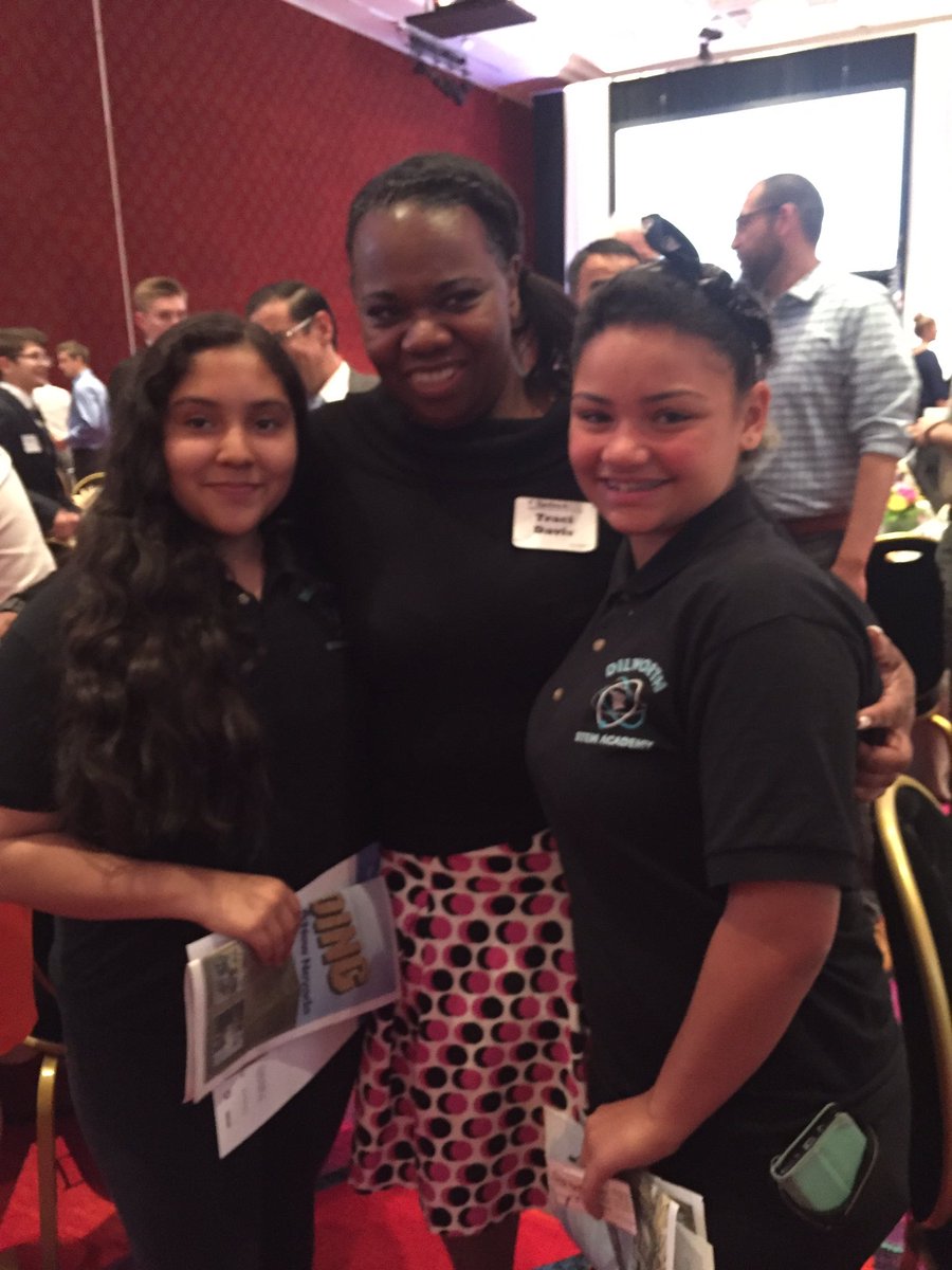 laurap2015's tweet photo. Dilworth Knights #businessofeducation with @Supt_Davis https://t.co/vuvDVqeKOU