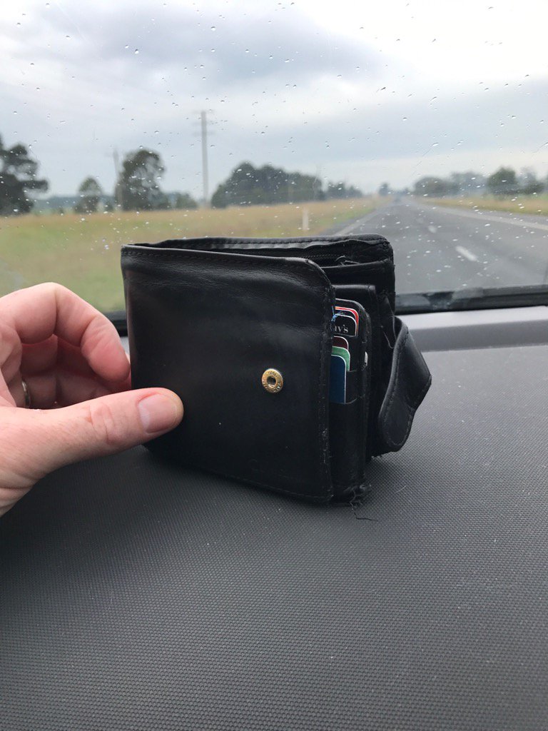 Is that a wallet or a briefcase <a href="/PeteU75/">Peter Uwland</a> <a href="/bdawg1515/">nathan brown</a> <a href="/StewartMatty/">matty stewart</a> @flyinghorse76 #roadtrip #tottie