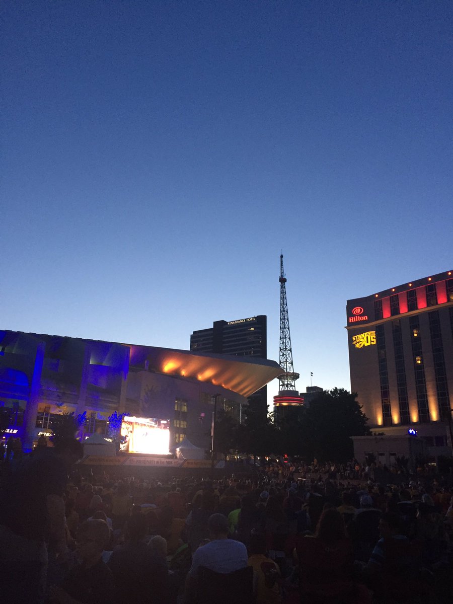 ObnoxiousPred's tweet photo. "Nashville isn't a hockey town" https://t.co/9tmjsjhDwK