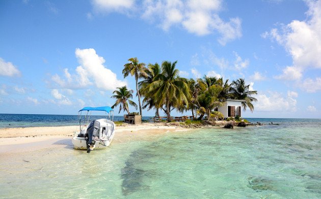belizehub's tweet photo. Why Ex-Pats Love Summer in Belize: https://t.co/1Rga83TOyW #Belize #ExpatsinBelize #SummerinBelize #CerrosSands #LivinginBelize https://t.co/CmbALlIlaq