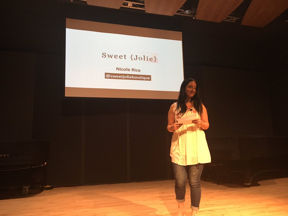 polo_yyc's tweet photo. Really appealing clothing, this could get dangerous. Great job pitching tonight! @sweetjolieboutique #BoostRstageGP https://t.co/lcW8tQFH2a