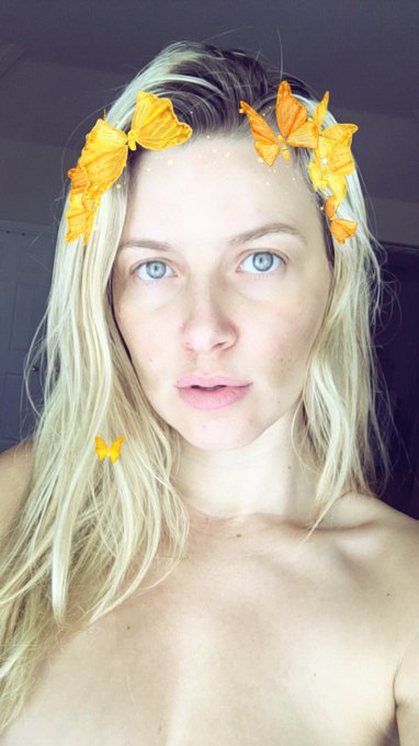 Okay, maybe I'll just be a fairy princess then 🦋👑😂 https://t.co/RgwoXRMBZe<a href="/tag/autumn"class="tags"><span>#autumn</span></a>
