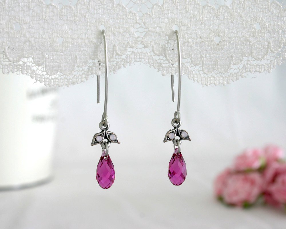 Bridesmaid dangle earrings, Bridesmaid teardrop earrings, Bridesmaid … tuppu.net/32d438b9 #Etsy #HotPinkWedding