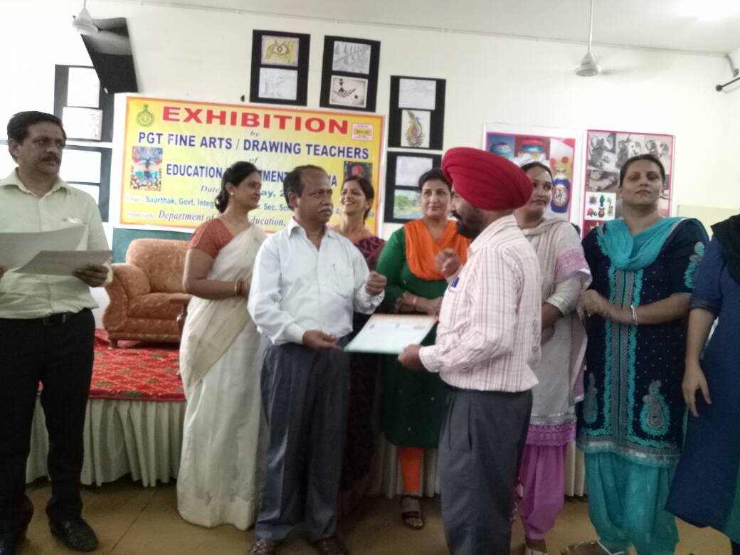Exhibition by PGT Fine Arts/Drawing Teachers of Education Department Haryana
Date: 17th May, 2017
Venue: Saarthak, GMSSSS Sec-12A, Panchkula