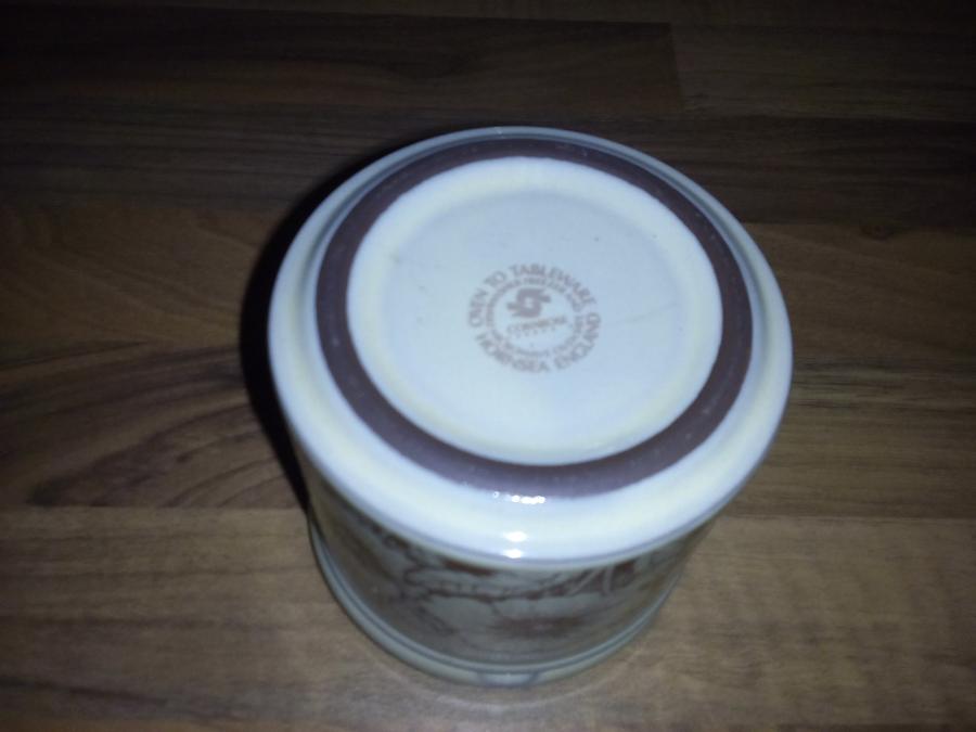 Vintassion's tweet photo. TODAY'S FAVE, #Hornsea #Cornrose #Teapot & FREE preserve jar, £2.15 by Vintassion Seller @RetroNautik > https://t.co/AsQmggE9fc https://t.co/dxnSvAjSGB