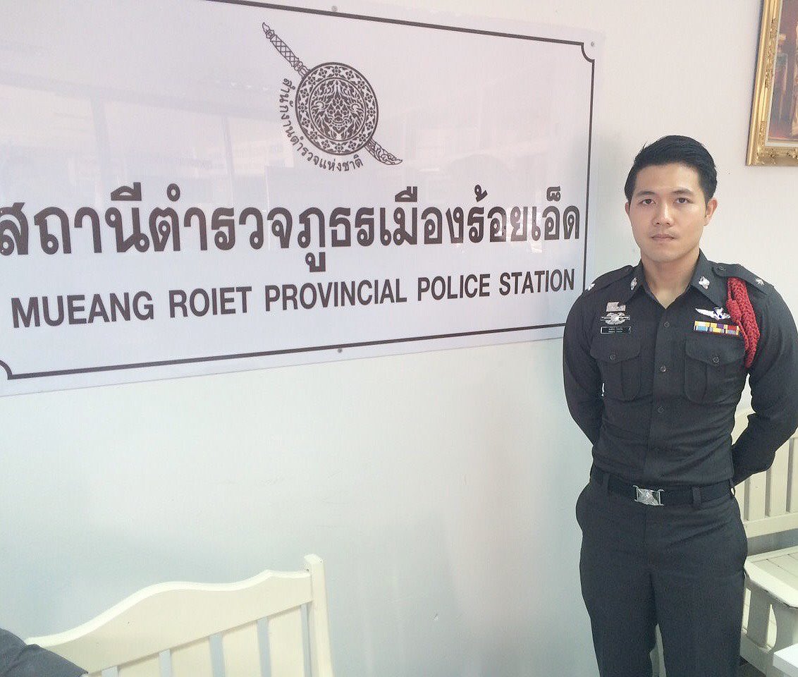kauythai_ss's tweet photo. ไปร้อยเอ็ด จะเสร็จมั้ย https://t.co/EEzhV93umg