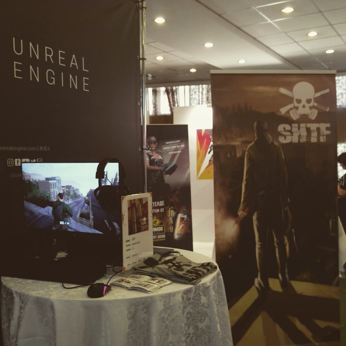 playshtf's tweet photo. Early showcase at #devgamm https://t.co/G6OrpJvK5c