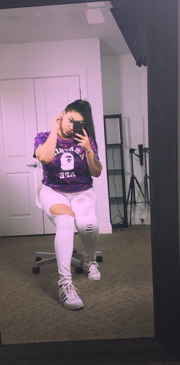 KickBackz's tweet photo. Bape girl, living in an ape's world. 
📷: @harley_mcgee https://t.co/PEAX1RuwCR
