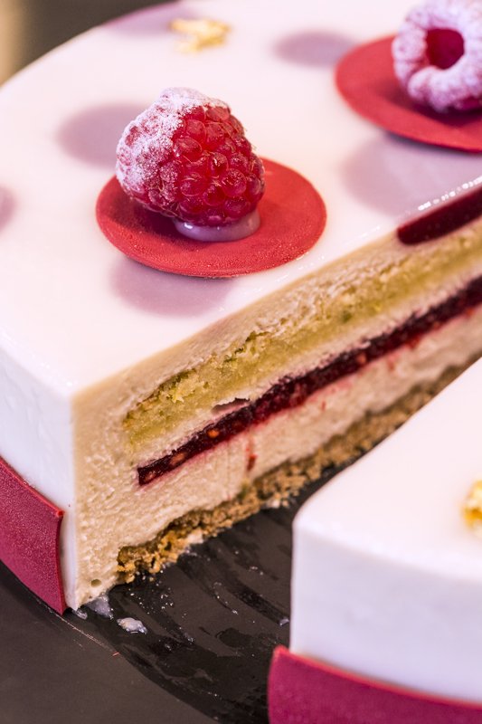 ChocoacademyBcn's tweet photo. #PasteleríaJMPerruchon - Chef #JMPerruchon // #FrambuesaTonka #chabcn #chocolateacademybcn https://t.co/YmeotUhfrz