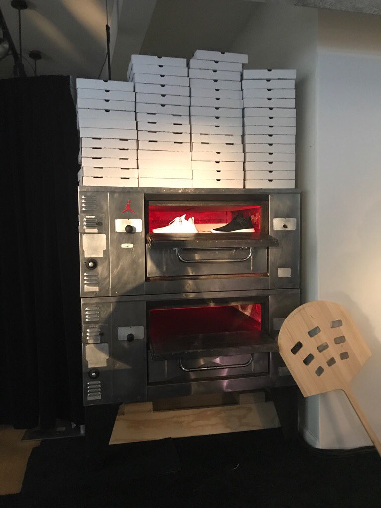 DeadstockNYC's tweet photo. Cookin. #Fly89 @Jumpman23 https://t.co/piaTXZvOXv