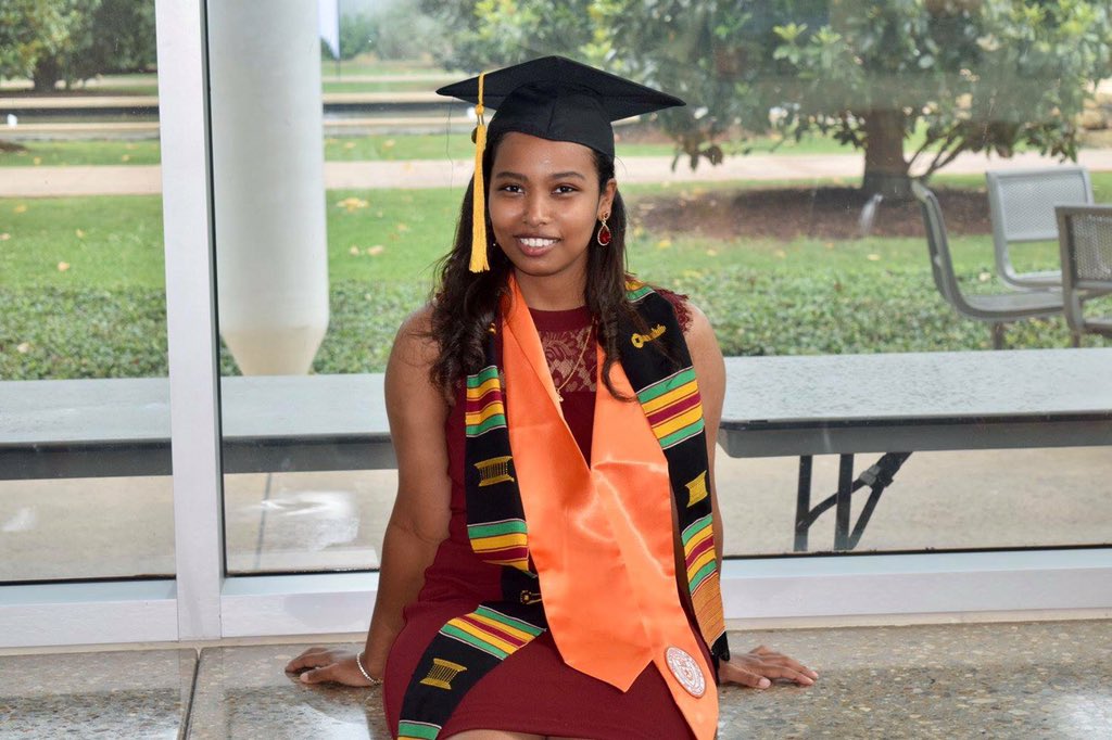 Habesha_CSN's tweet photo. We'd like to congratulate our Historian, Yabsera, for earning her B.S. in Neuroscience from UTD!! CONGRAAA, SIS!! #ELELEL #blackgirlmagic https://t.co/fHyFSmxedh