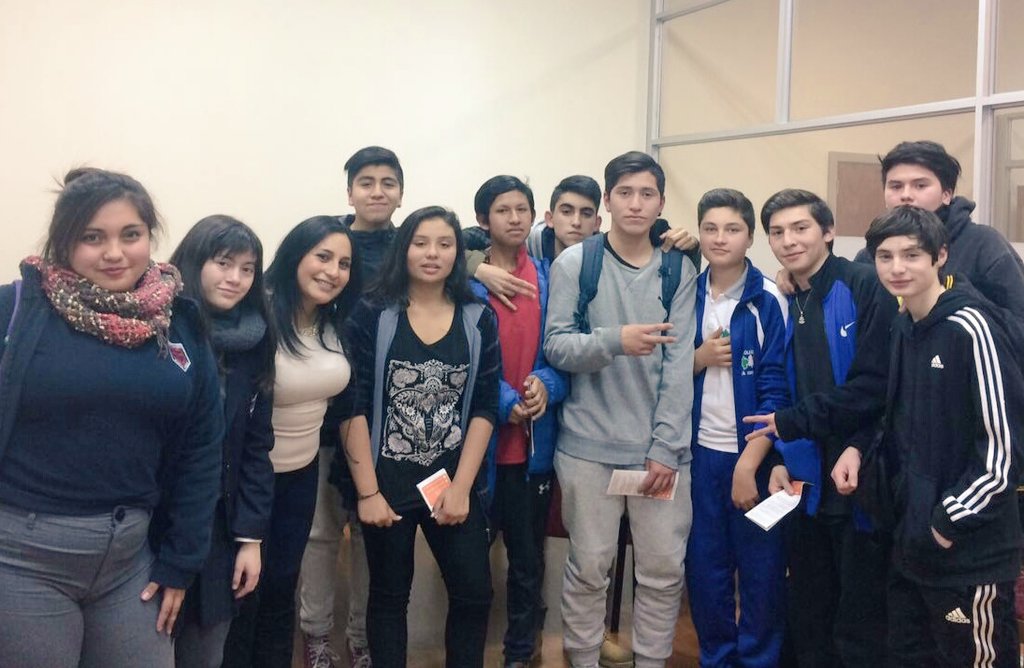 gobmagallanes's tweet photo. OPD provincial realiza Taller #PromociónDeDerechos con jóvenes de comunas rurales #ProgramaResidenciaFamiliar  #BecaIntegraciónTerritorial https://t.co/aodSG4aOUe