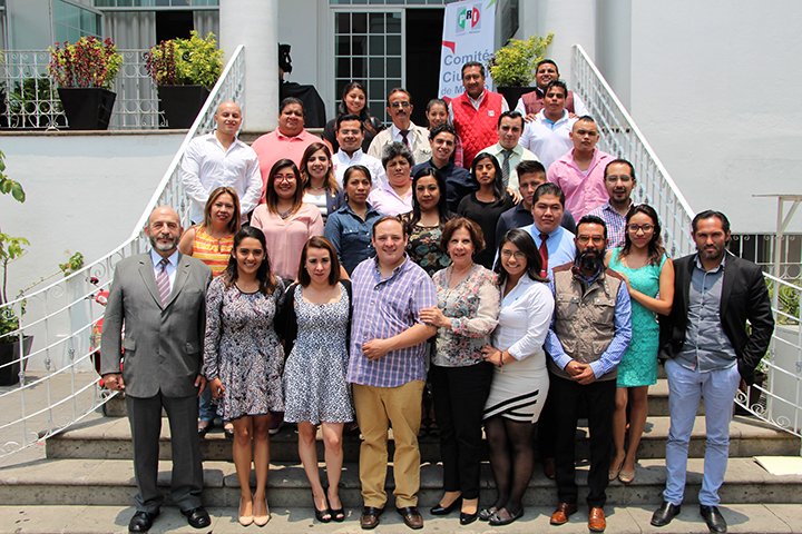 PRICDMX_'s tweet photo. El @IcadepCDMX fortalece a las estructuras delegacionales con capacitación y talleres. #CosechandoÉxitos
https://t.co/lvoIUOKdmQ https://t.co/F58CgrxvZC
