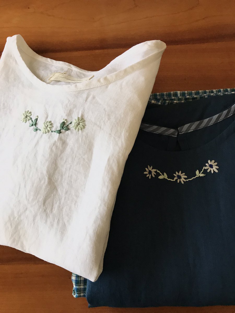 Bibcafe Yuko ころりんトート出来ました プルオーバーとワンピースは 襟ぐりに刺繍しての再販です 刺繍 バッグ リネンに刺繍 クーリエ Bibcafe Yuko ころりんトート出来ました プルオーバーとワンピースは 襟ぐりに刺繍しての再販です 刺繍 バッグ リネンに刺繍 クーリエ