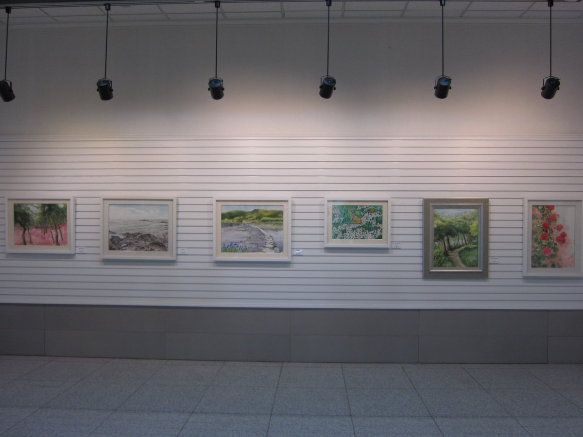 [북수원도서관]
제6회 풀빛사랑회 '행복전' 5월 15일 부터 5월 28일까지 전시중입니다.
많은 관람 바랍니다.