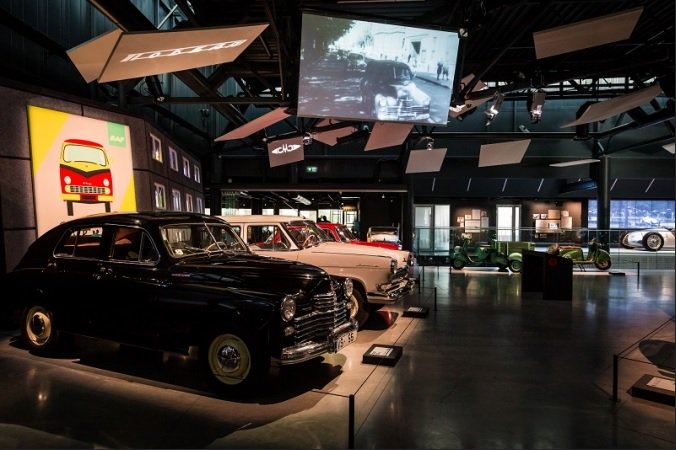 Great case-study of 2016 best @MilestoneAV project in EMEA by <a href="/SOLAVI_LV/">SOLAVI</a> with <a href="/dalitescreen/">Da-Lite</a> and Projecta screens bit.ly/2ry7aPc