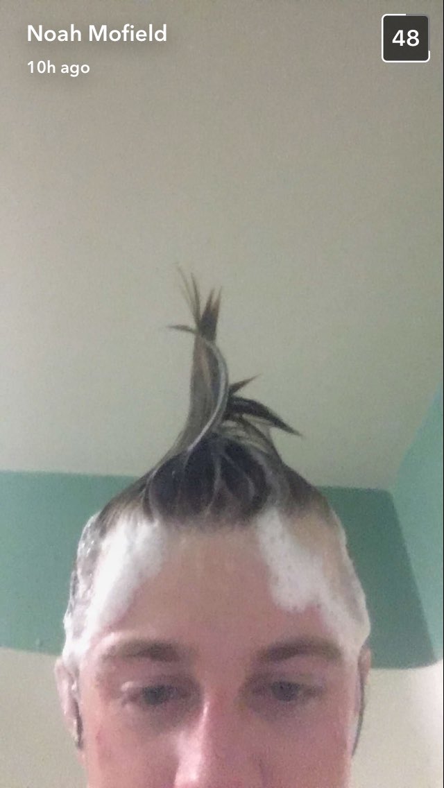 katiemoake's tweet image. happy birthday noah mofield🎊♨️🎈 glad i've got to be there for the whole #floading experience. #floaded