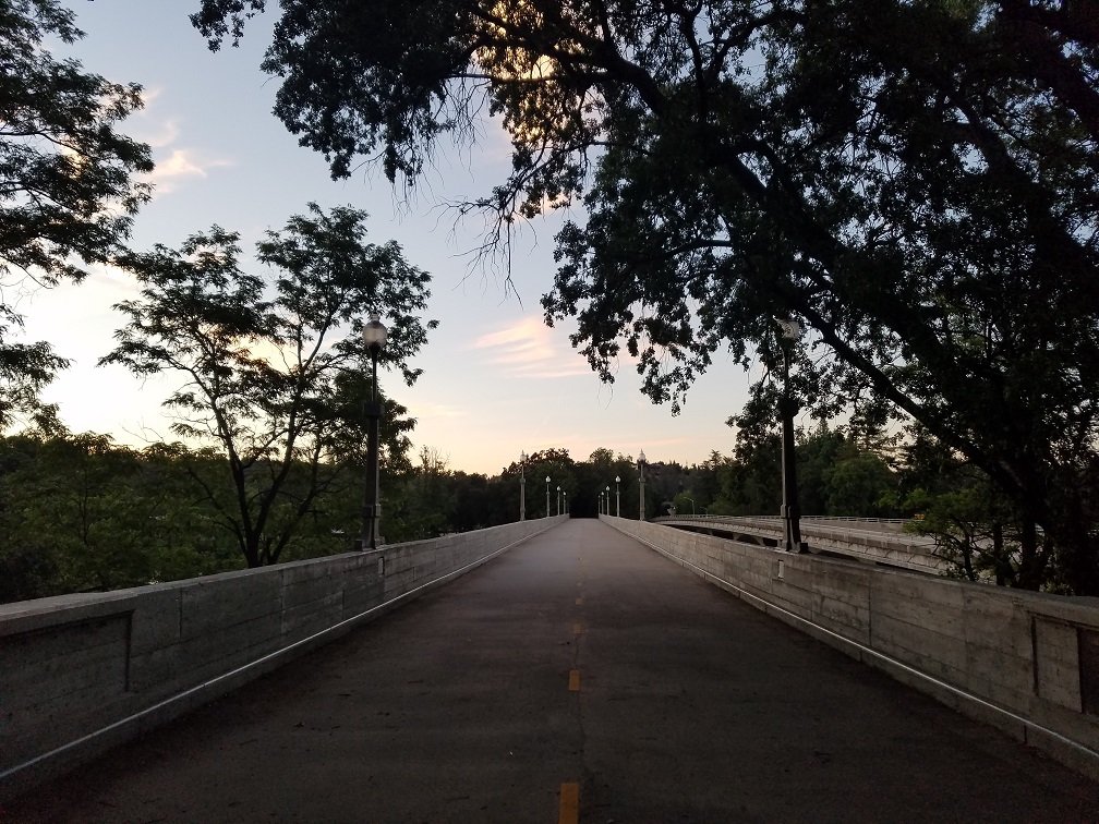 Sunset @DiestelhorstBridge in Redding! #DiestelhorstBridge #DiscoverYourCommunity