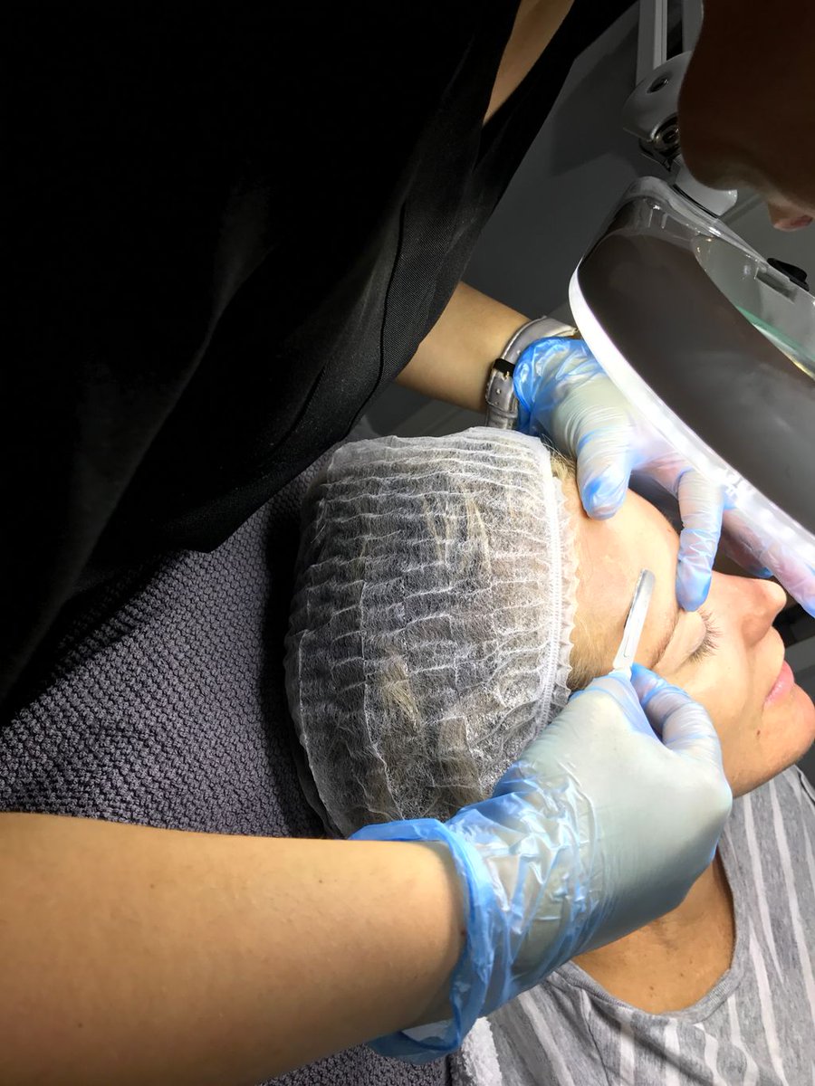 SkinClinicblyss's tweet photo. Rainy days are great days for skin treatments https://t.co/iQQuP9Ql8n #dermablading #epiblading #peachfuzz #glowingskin #smoothskin #Skin https://t.co/GwZhfidprL