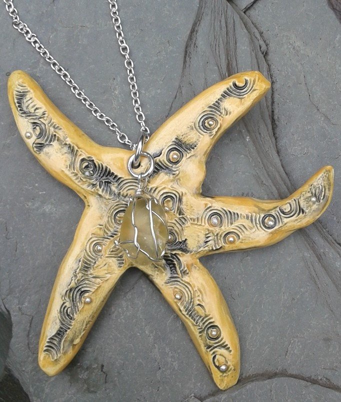 dragonchimes's tweet photo. Starfish Sea Glass Necklace Pottery Sea Pendant Amber Ceramic Silver โฆ https://t.co/l0NnnYyQ1i #Etsy #SilverStarfish https://t.co/IHnDNTiykd