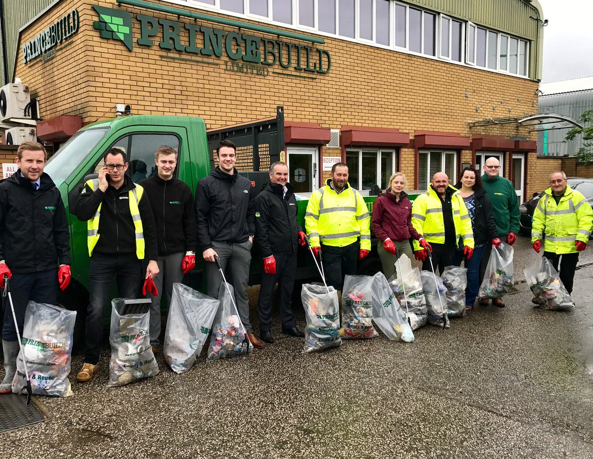 Princebuild's tweet photo. 1/2 A rather wet morning for our litter pick but 16 bags collected! #princebuildcan @SustainableCity @iiEUK @iiEConsultancy @mac_cambs_beds https://t.co/7iOb8dEkvo