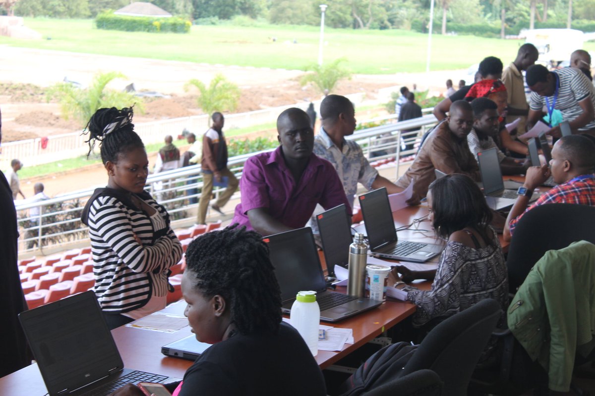 NIRA_Ug's tweet photo. @Pamankunda @FrankTumwebazek @UgandaMediaCent @UGIndependent #NINWeek: Even with hardly anyone to serve this afternoon, our teams will patiently wait to serve applicants who may show up @Oquals https://t.co/DDPIBmwfTI