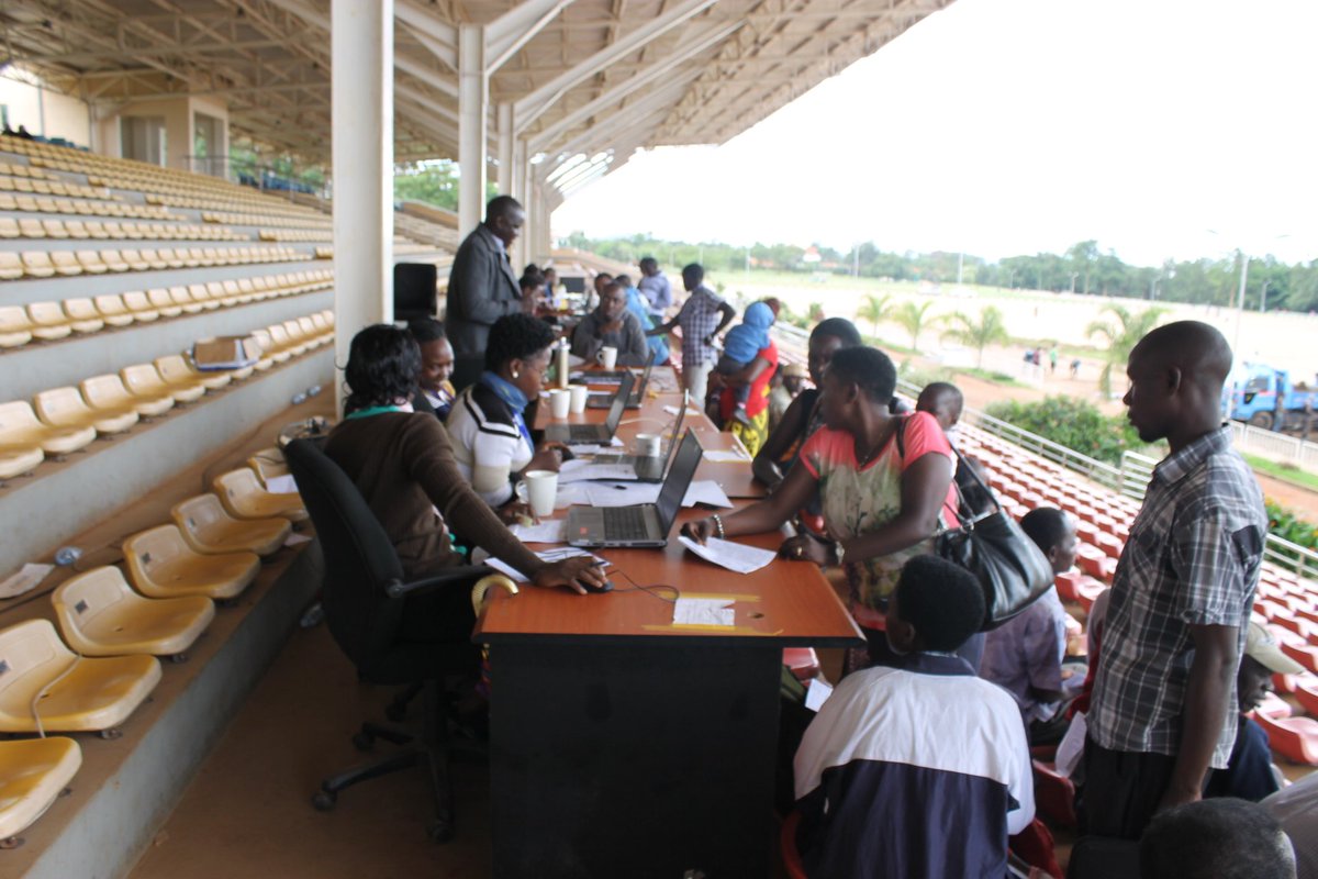 NIRA_Ug's tweet photo. @Pamankunda @FrankTumwebazek @UgandaMediaCent @UGIndependent #NINWeek: Even with hardly anyone to serve this afternoon, our teams will patiently wait to serve applicants who may show up @Oquals https://t.co/DDPIBmwfTI