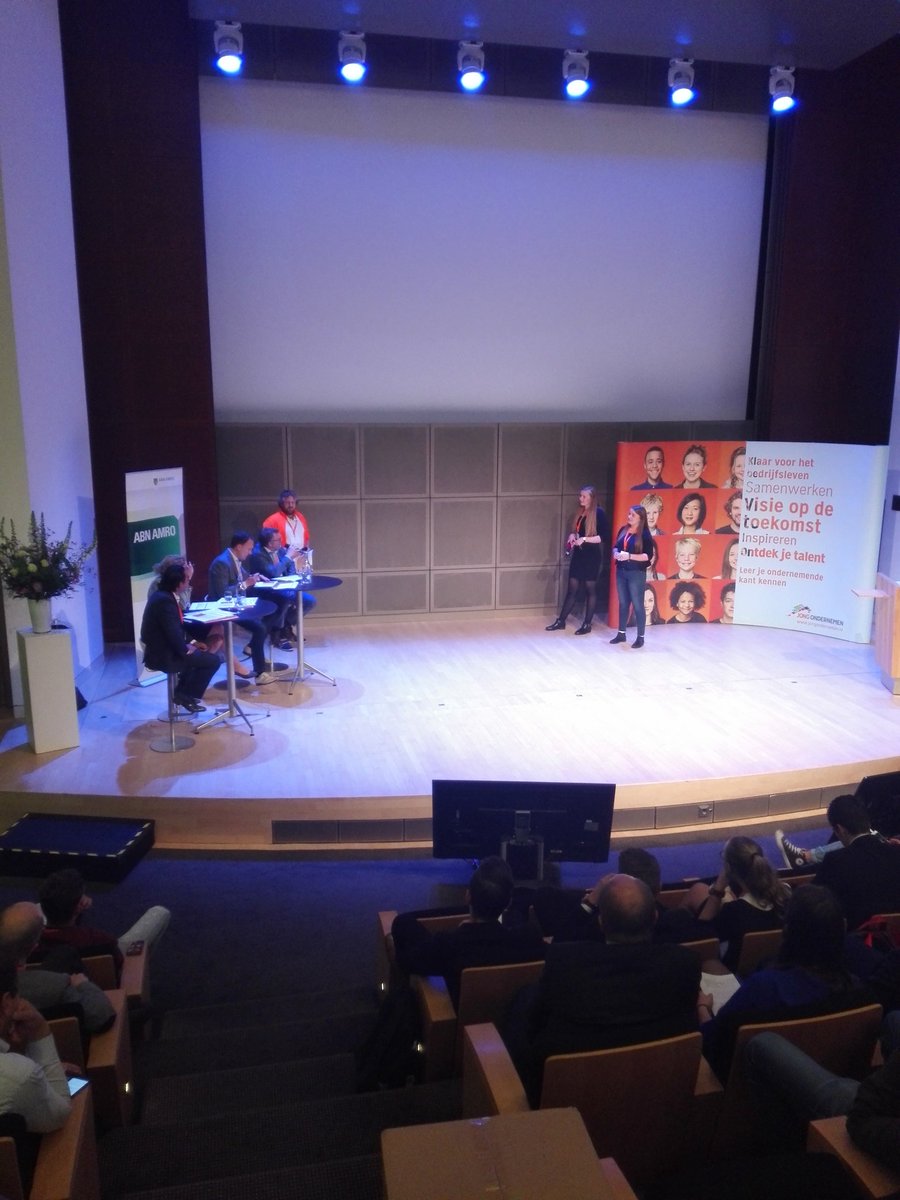 We zijn begonnen met de pitches. Nu barst de strijd om de tickets naar de finale écht los! <a href="/AA_Foundation/">AA_Foundation</a> #SC2017