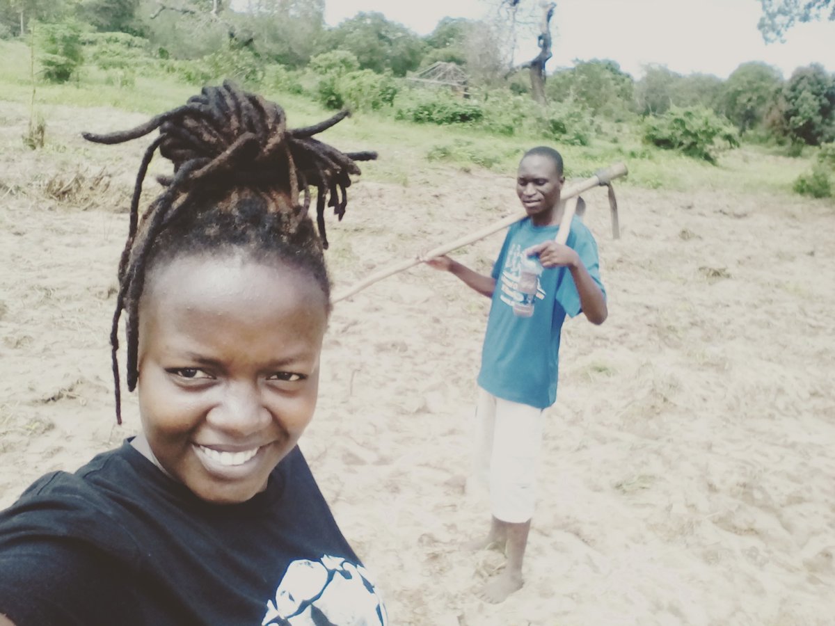FikiyF's tweet photo. Friday Greatness after planting maize for our host familily @G_UnitedKE #GDeploy #GUnited2017 #GUnitedteammombasa #teamKwale https://t.co/WCRDUnHWqO