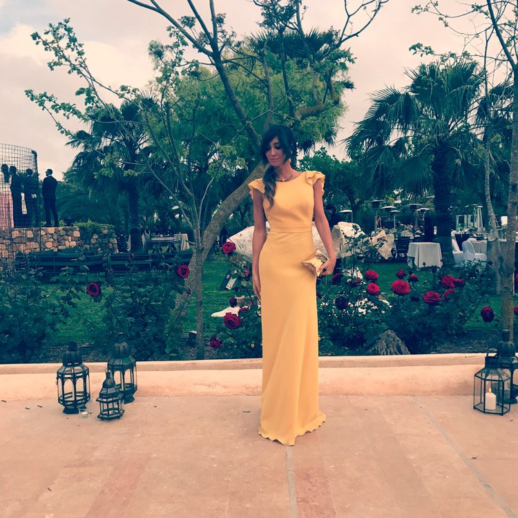 laumongeatelier's tweet photo. ¡Nuevo post de @_MartaGonzalez_ donde habla del diseño de su vestido en nuestro atelier! 🌻  #boda #martayfonsi 
https://t.co/4wqmDKjlnf https://t.co/Z5u0XrSqHK