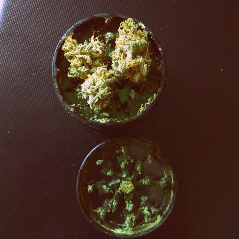 bcn_green's tweet photo. Happy daily 4;20 enjoy ..........#Marijuana 

#smoking #dank #barcelona #cannabis #bcnassociation #marijuana #weedlove #420bcn #potent #weed https://t.co/sRCXBhSftb