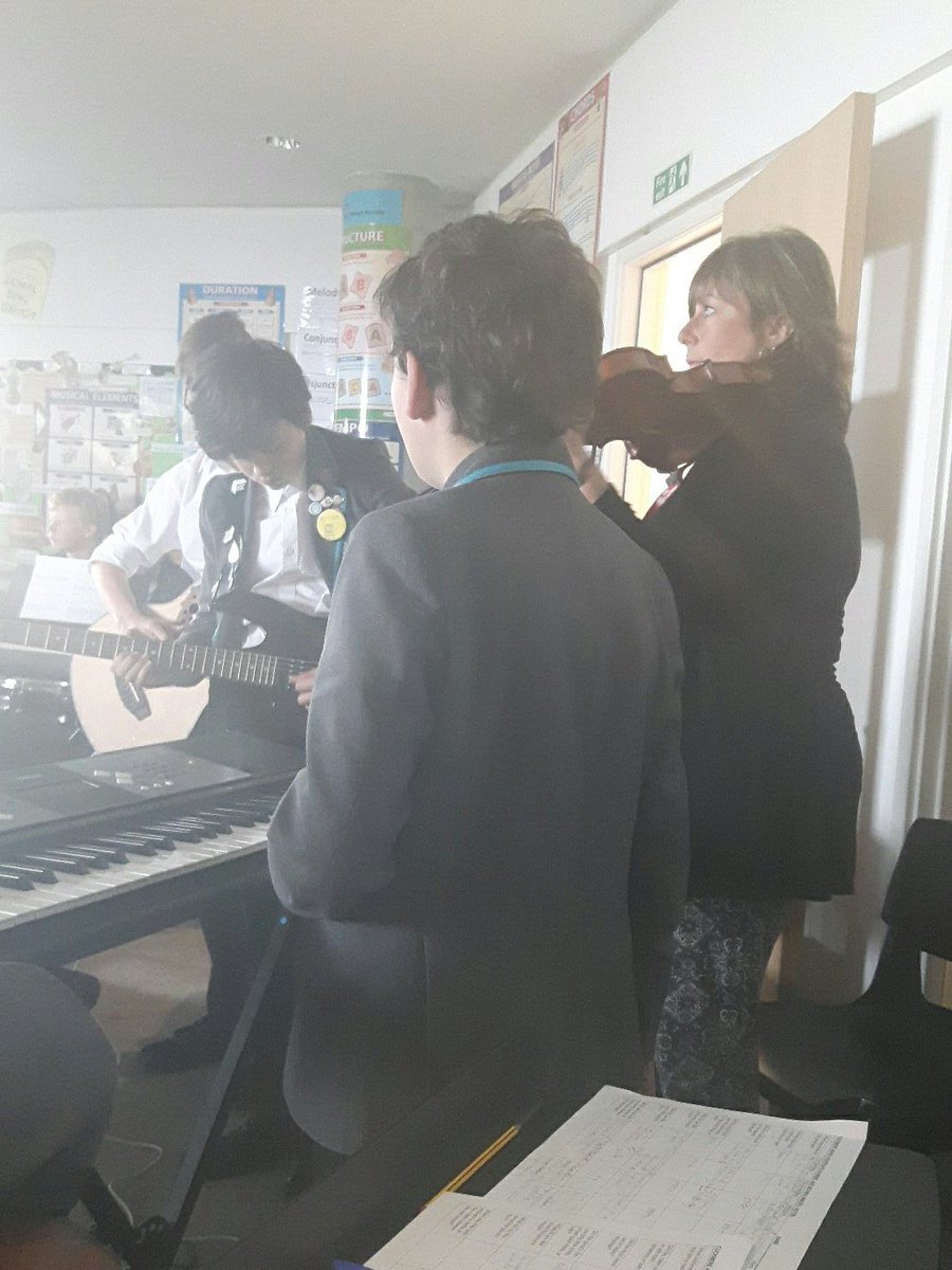 HRAENetwork's tweet photo. @hastingsacademy hearing great work developed through the #cuckmereproject great to be here https://t.co/SDdbvYtJhy