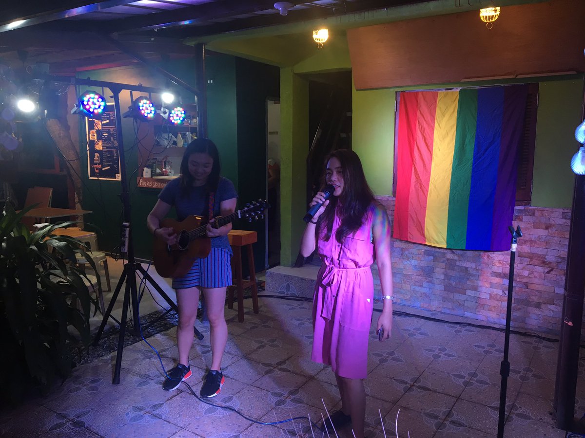 upbabaylan's tweet photo. Twinnings performing Graphic at Things Left Unspoken: Beyond Bloodlines here @ The Sand #IDAHOT2017 #BeyondBloodlines https://t.co/hpekW94CXA