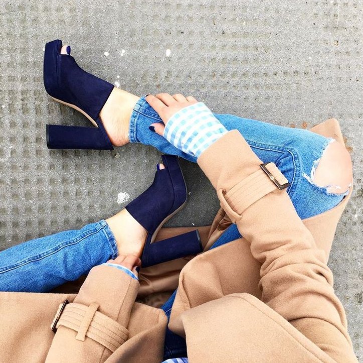 FashionUnion's tweet photo. Camel and navy – the perfect combination.

#FashionUnion https://t.co/mZjYcAHIvN