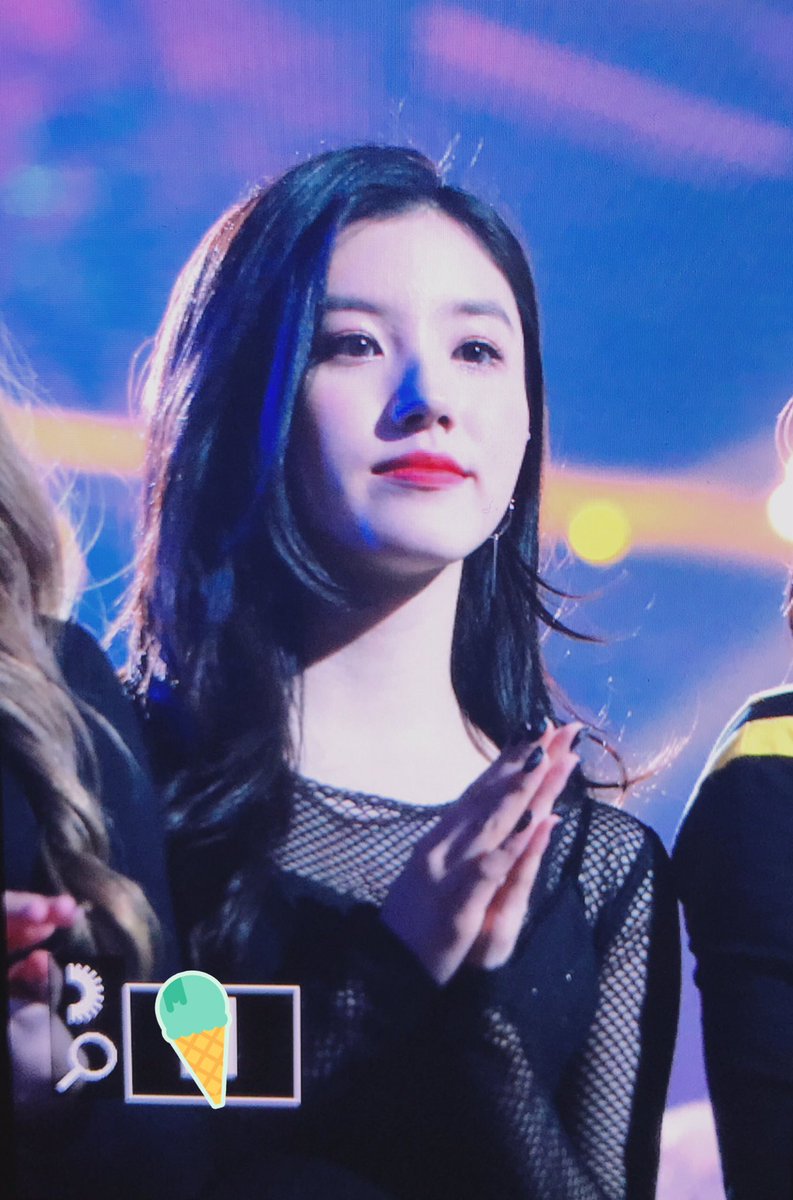 mintcream1114's tweet photo. 170519 KCON
#시연 #프리스틴 #박시연 #XIYEON #PRISTIN @10_PRISTIN https://t.co/nxjauqHa9q