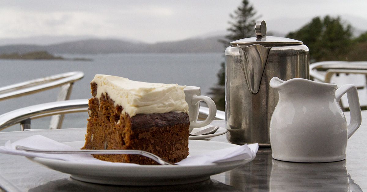 lochmelfort's tweet photo. #HomeMade cake #WithAView....What more could you ask for? Blissful way to spend an afternoon
#ComeRelax https://t.co/q3dJxHh5V0 https://t.co/LwUwOAby6f