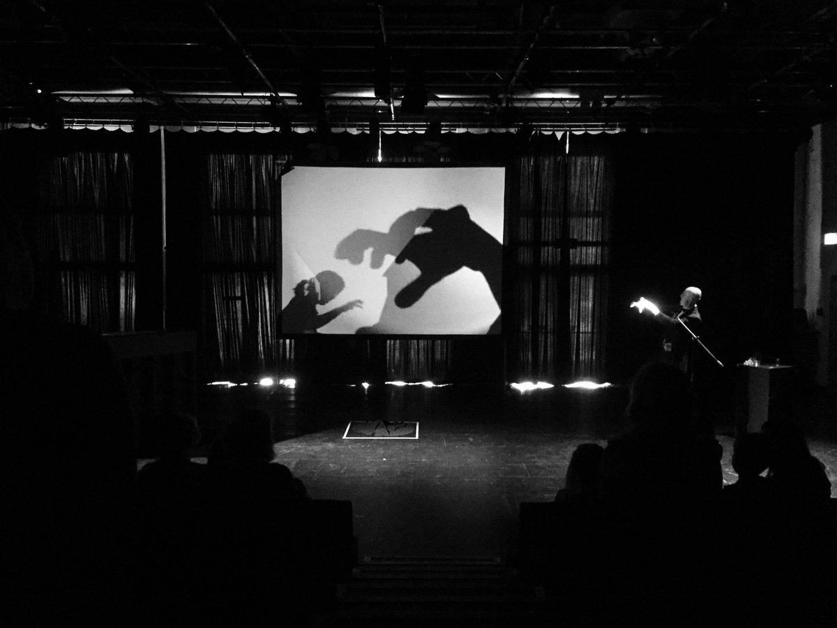 midsummerdreams's tweet photo. After the show @handshadowgraph will be holding a hand shadow puppetry workshop for small hands and big hands! Here's a snap from last year! https://t.co/ojnlVRCTWB