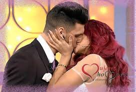 ElTronoDeEli's tweet photo. Quieres que @rym_renom en su final elija a @albertbarranco_ ? 🔁Si ❤️No #myhyv 😏😏 https://t.co/ehj7pPhyZp