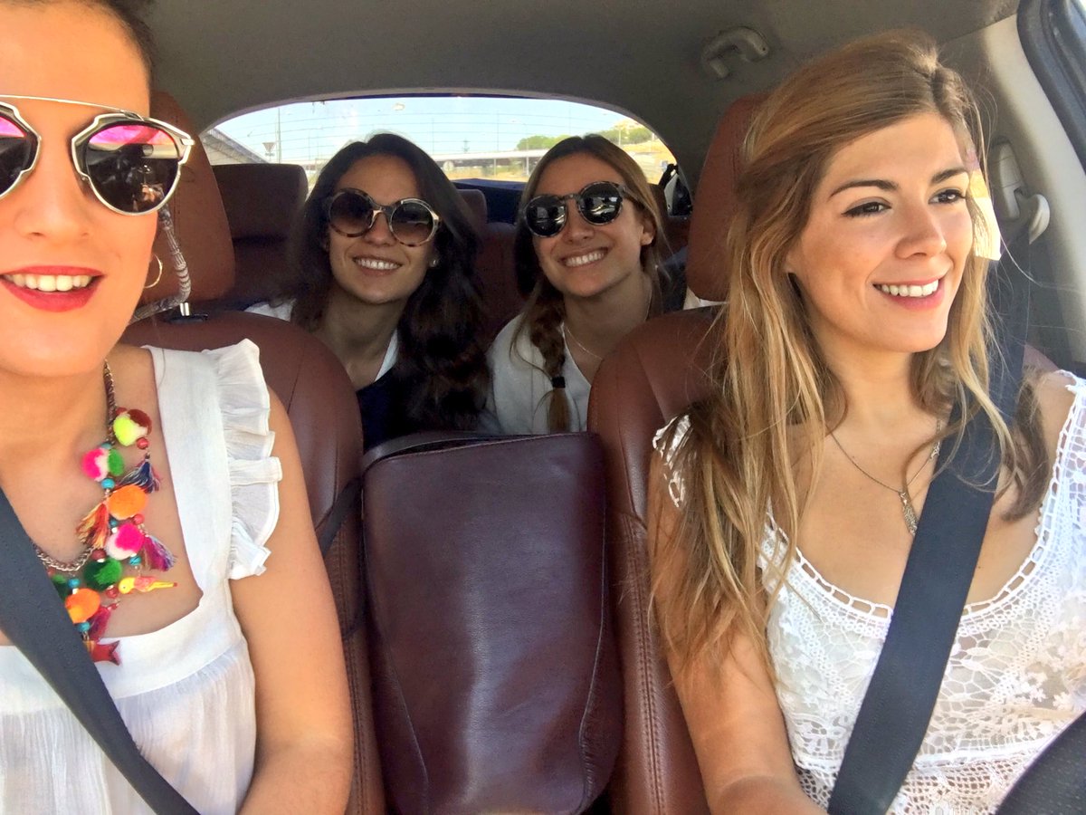 soyleticiaconc's tweet photo. Nos fuimos 👋🏻👋🏻👋🏻#ByeByeMadrid #FindePirata #VivaElSur https://t.co/b26gfKuO3T