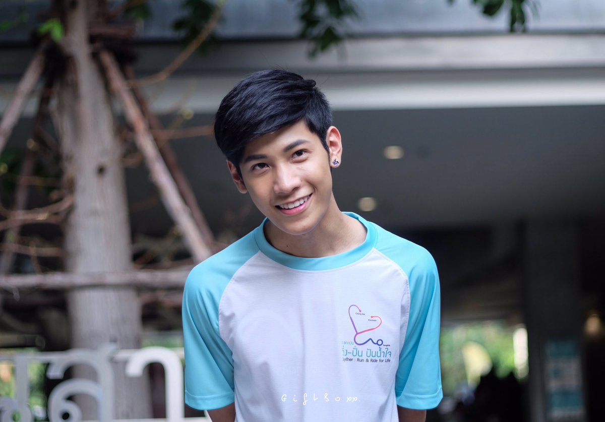 ggggiftzzzz's tweet photo. อิ่มมมมมสุดสำหรับวันนี้.   😚🖤 #สิงผู้คุยไม่หยุด #มีความดีดกาแฟตั้งแต่เช้า55  #SingtoPrachaya https://t.co/WCKQ6gAq7r