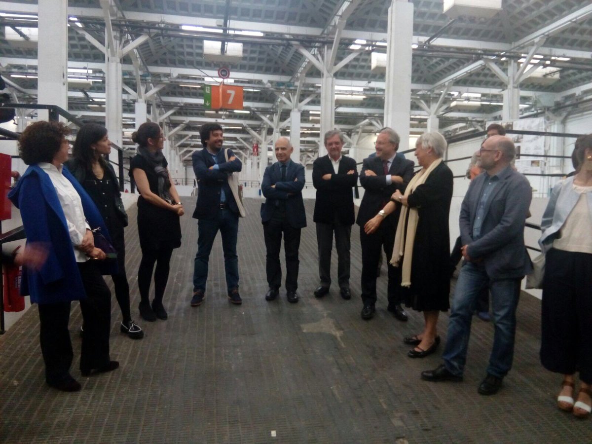 FundacioMies's tweet photo. La #SetmanaArquitectura arrenca amb la inauguració de l'exposició de l'#EUMiesAward2017 al Palau Victòria Eugènia! @COACatalunya @ArquinFAD https://t.co/78RlQ3CyTM