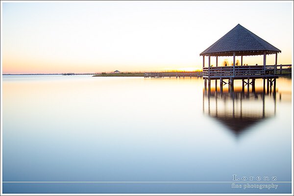 obxphotographer's tweet photo. happy Friday! βοΈβπ #obxsunset #outerbankssunset #curritucksound #republicofcorolla #corollanc #outerbanksphotograher https://t.co/AoaCNF70DX