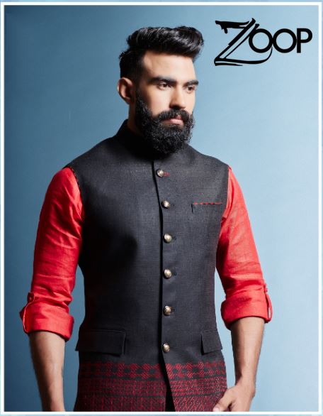 ZoopFashions's tweet photo. When a man wears the right traditional wear expect him to be a man who exudes confidence and soft humility that steals a woman's heart. https://t.co/mXmEVGs7tk